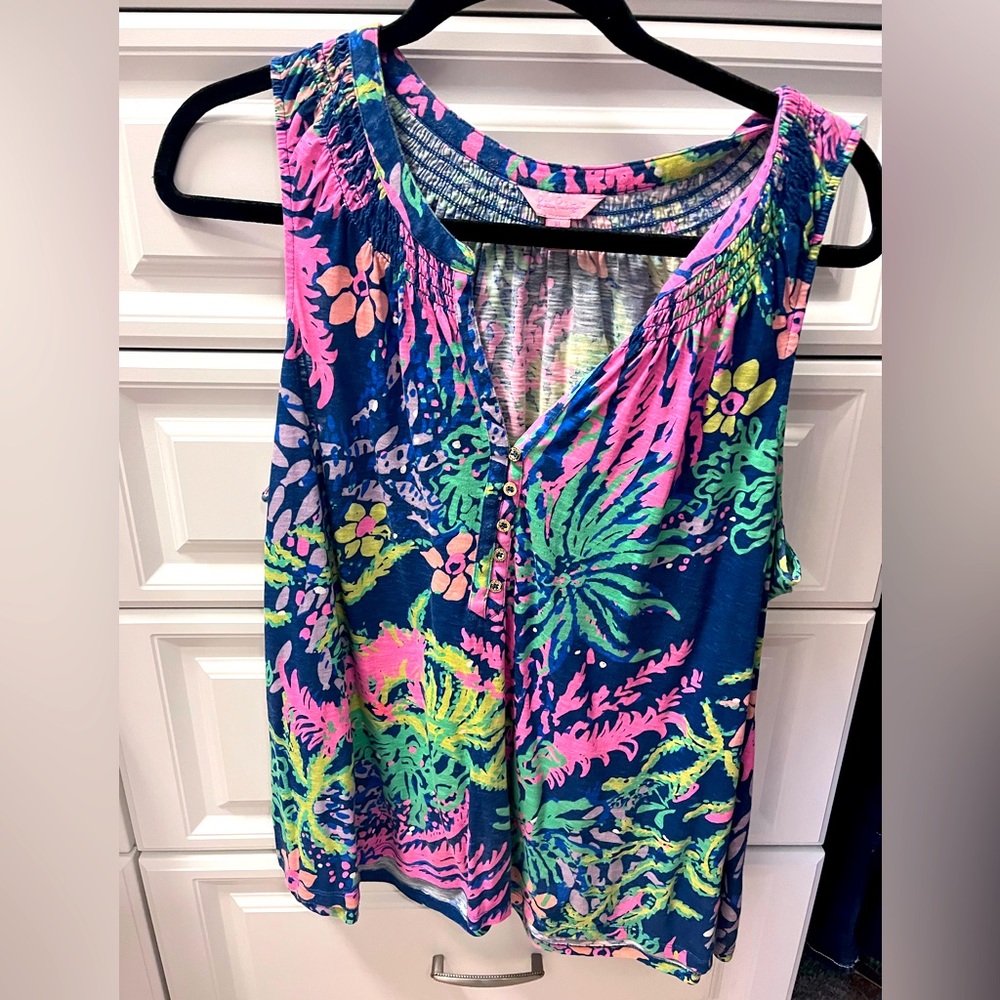 Lilly Pulitzer sleeveless tropical print top